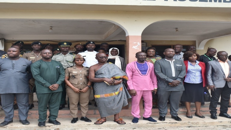 REGIONAL DIRECTOR OF NATIONAL SIGNAL BUREAU PAID VISITS TO KWABRE EAST MUNICIPAL ASSEMBLY